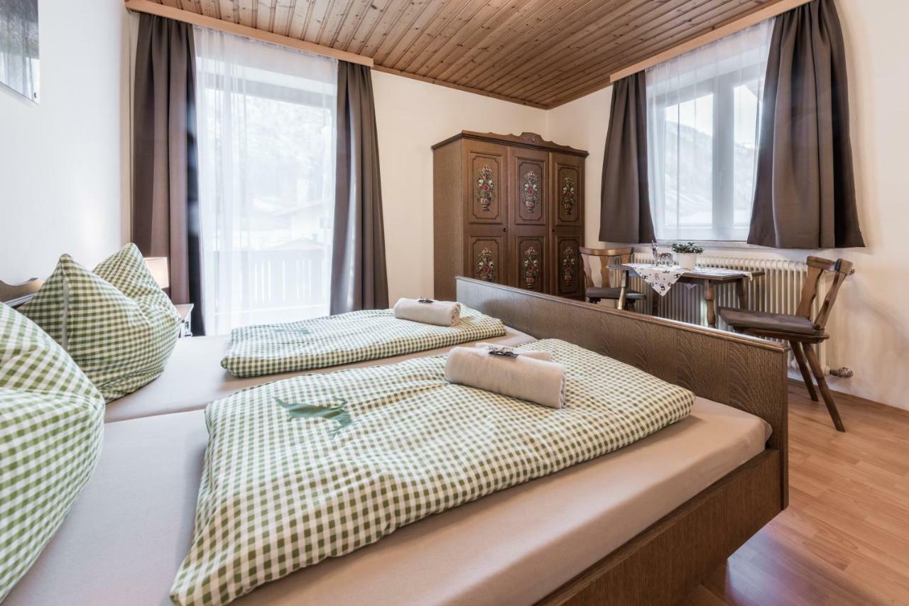 Apartment Haus Gold Fusch an der Grossglocknerstrasse ภายนอก รูปภาพ